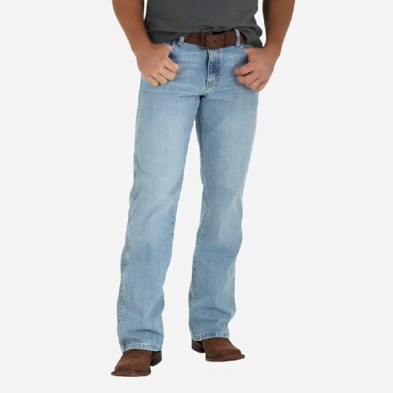 Holiday Jeans for Festive -Wrangler Men's Retro Bootcut Jeans