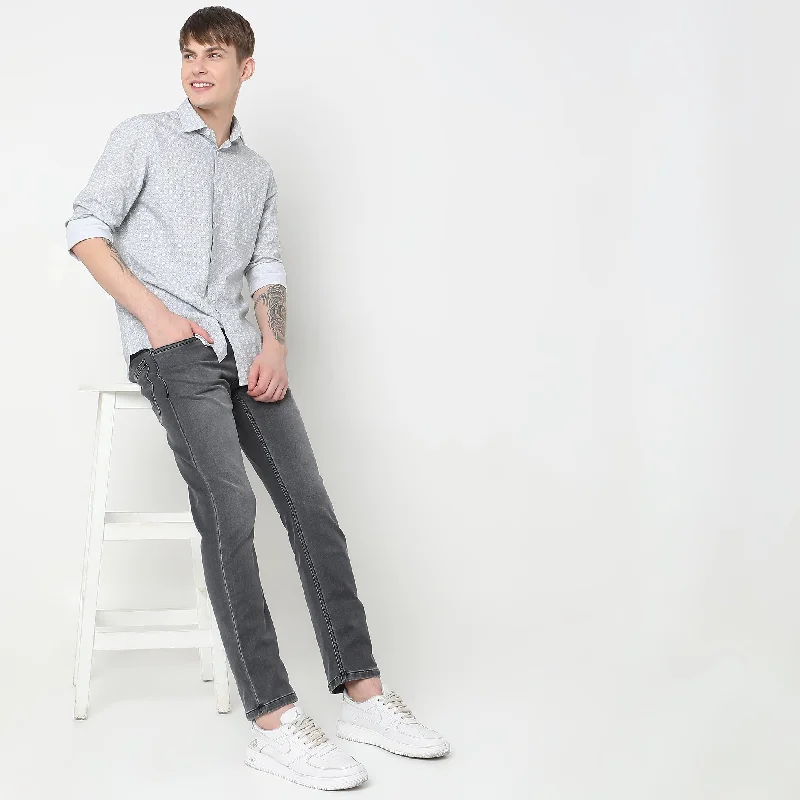 Khaki Jeans for Different -Straight Fit Jeans