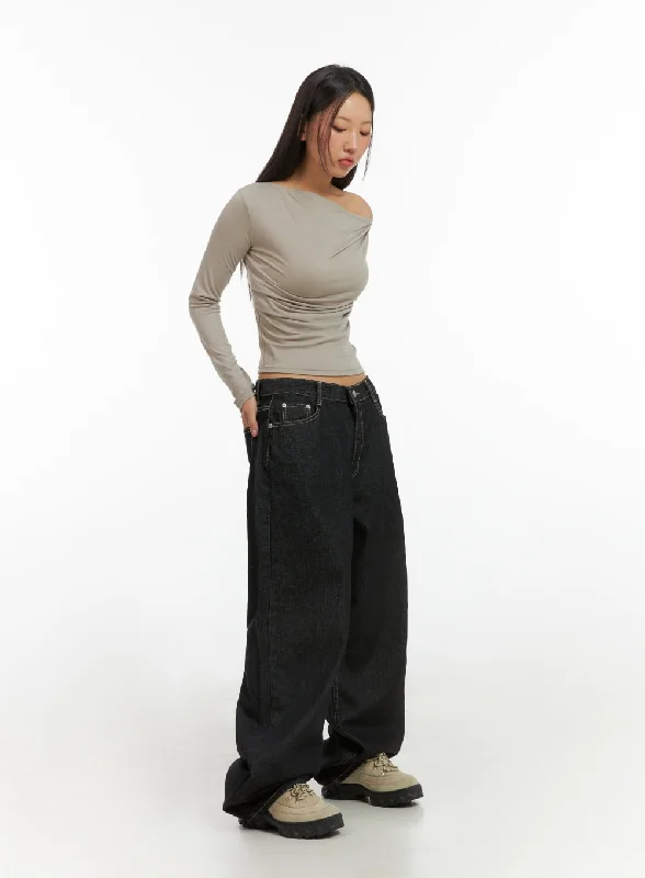 Mom Jeans for Vintage Appeal -Clover Stitched Baggy Jeans IS402