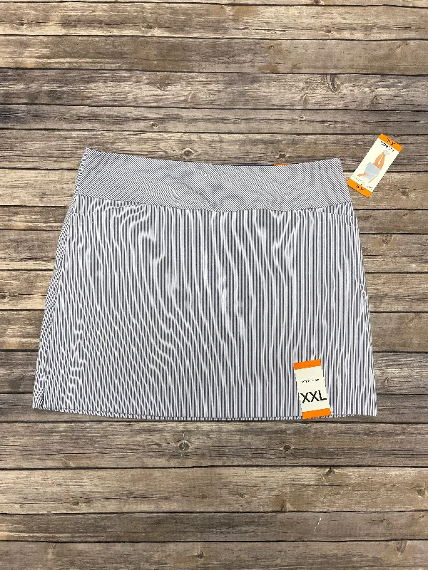 Sports pants featuring shiny stripes gleam bright -Athletic Skort By Cme In Striped Pattern, Size: Xxl