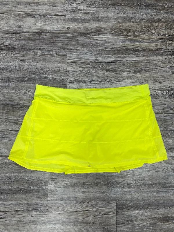 Sports pants featuring quilted patches add style -Athletic Skort By Lululemon In Yellow, Size: 20