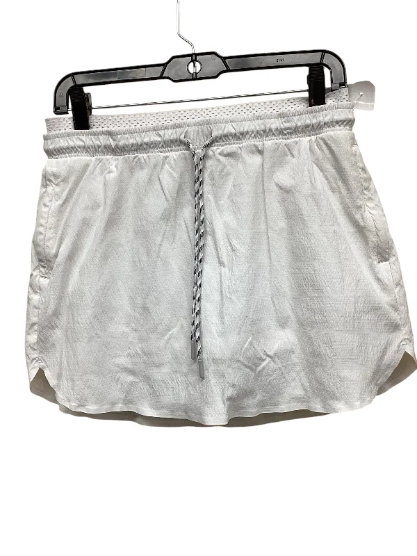 Sports pants with sleek waists stay elegant -Athletic Skort By Athleta In White, Size: M