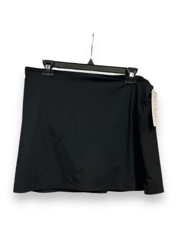 Sports pants featuring perforated panels breathe easy -Athletic Skort By Athleta In Black, Size: L