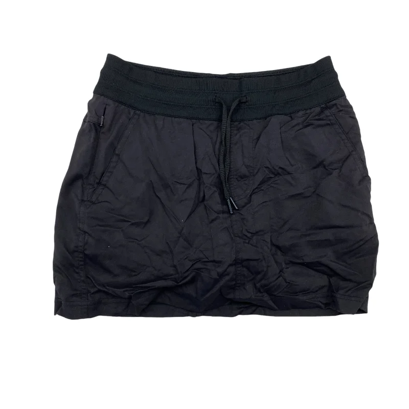 Sports pants featuring mesh panels cool off -BLACK ATHLETIC SKORT by THE NORTH FACE Size:S