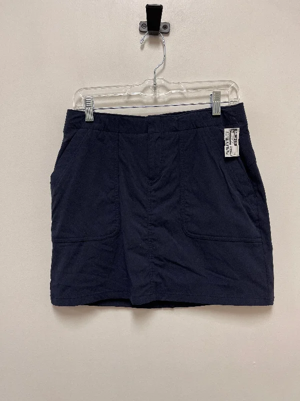 Sports pants with featherlight feels stay nimble -Athletic Skort By Eddie Bauer In Navy, Size: M