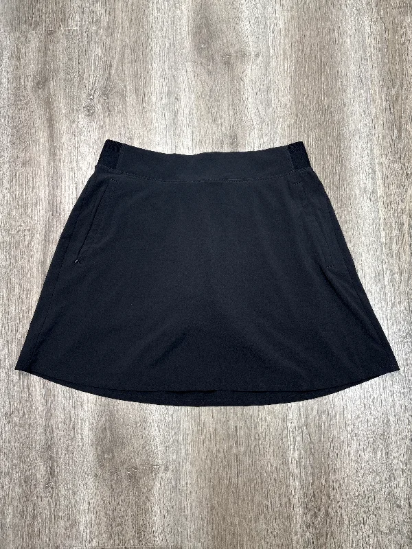 Sports pants featuring mesh panels cool off -Athletic Skort By Athleta In Black, Size: M