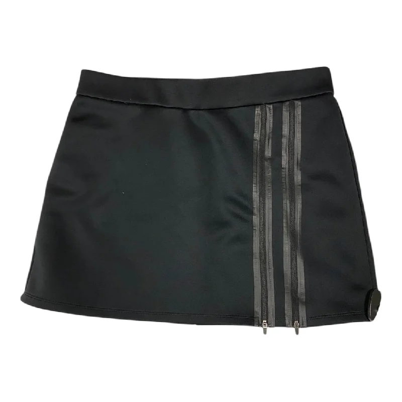 Sports pants with zippered pockets stay practical -Athletic Skirt By Fabletics In Black, Size: L