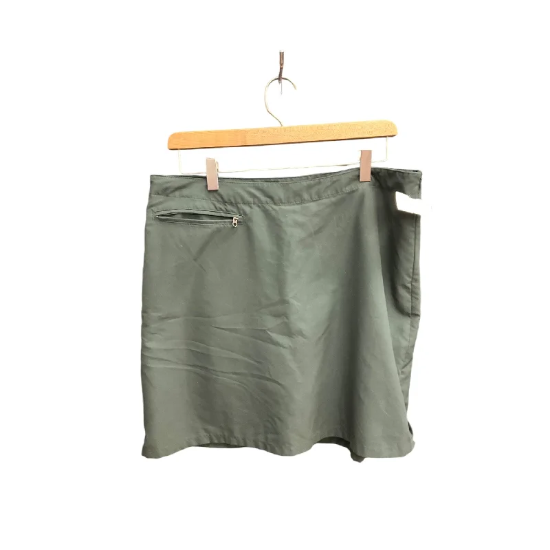 Sports pants featuring fleece linings warm up -Athletic Skort By Patagonia In Green, Size: L