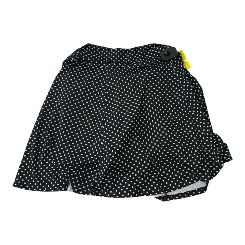 Sports pants with tough fabrics endure wear -Athletic Skort By Donajo In Black, Size: S