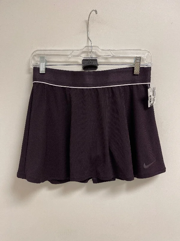 Sports pants featuring bold logos add flair -Athletic Skort By Nike In Purple, Size: M