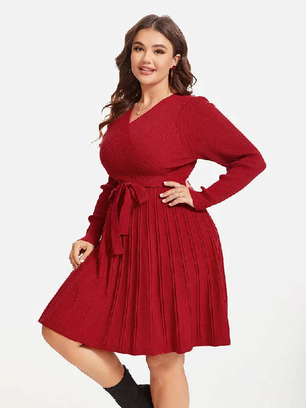 Plus size dresses with shiny threads reflect light -Pleated Hem Belted Sweater Dress