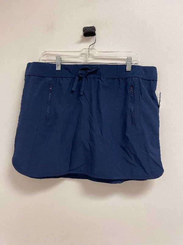 Sports pants with cropped lengths feel fresh -Athletic Skort By Magellan In Blue, Size: Xl