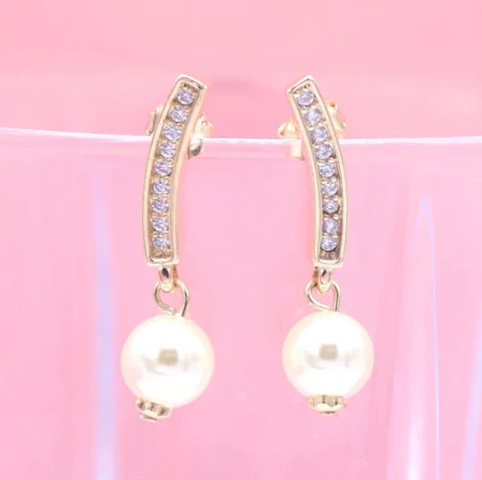 Hoop earrings with enamel stripes for a colorful and eye-catching design-Pearl Dangle Earrings