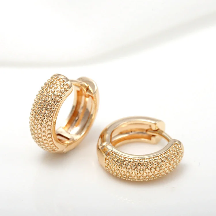 Hoop earrings with snake print designs for an edgy, wild appearance-Gold Semi-glossy Semi-lug Ear Buckle Korean Version Of The New Round Earrings Jewelry