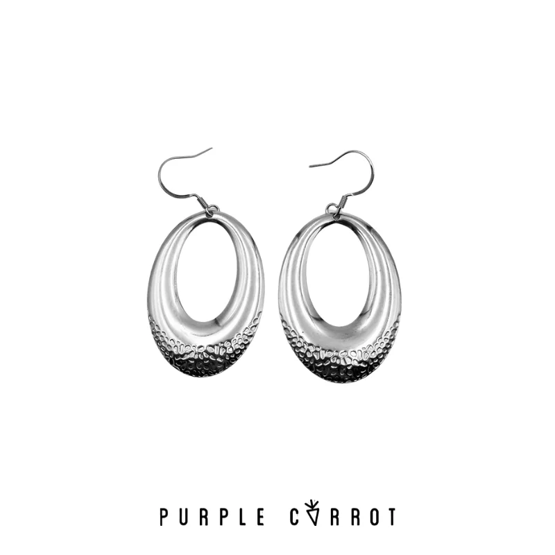 Best hoop earrings with butterfly motifs for a playful and whimsical appearance-Hammered Open Oval Earrings